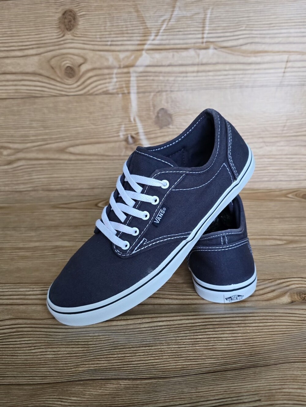 VANS Chukka Low Sneakers